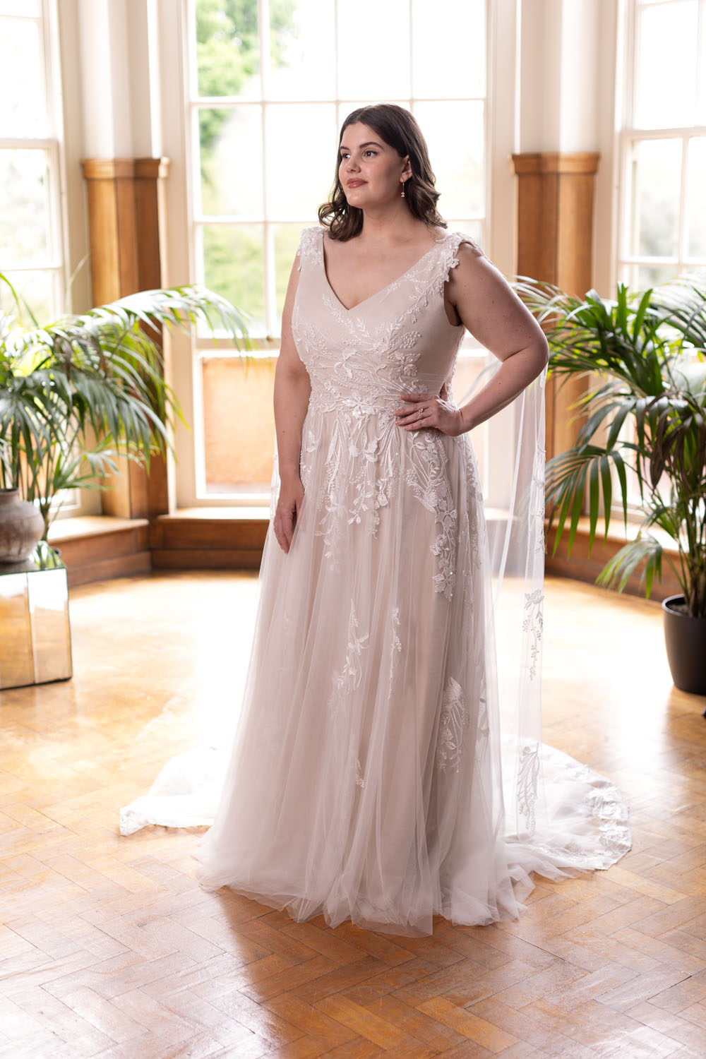 Rhodes image in the True Bride range