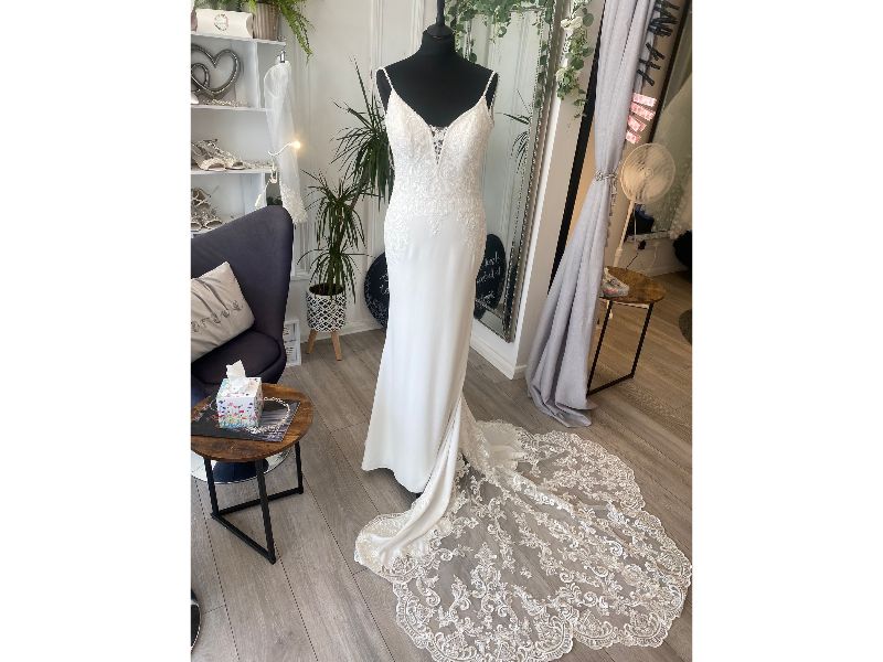 Image of the Mori Lee ex-sample Wedding Gown, Size UK 10 piece